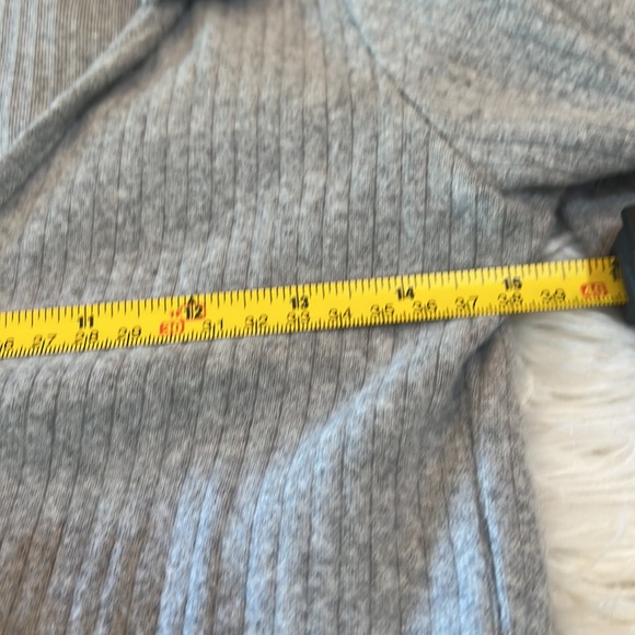 Prettylittlething ribbed grey cardigan - Picture 6 of 8